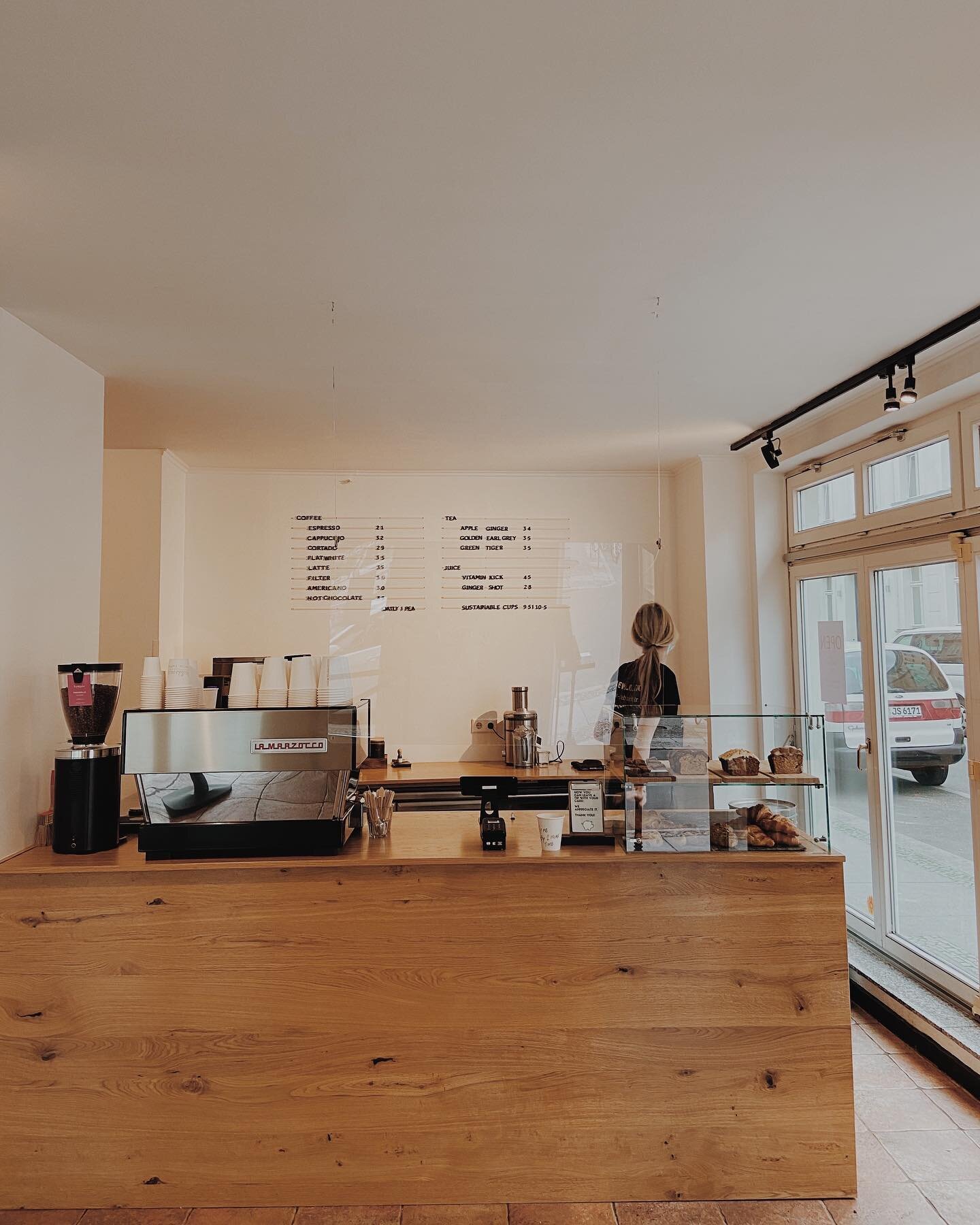 We are delighted to finally be able to welcome you back inside! 
Our dearest @luca84carlino is the artist behind the whole renovation and we couldn&rsquo;t be more thankful. We love it 😍 
For now of course only to go and hopefully soon outside, dr